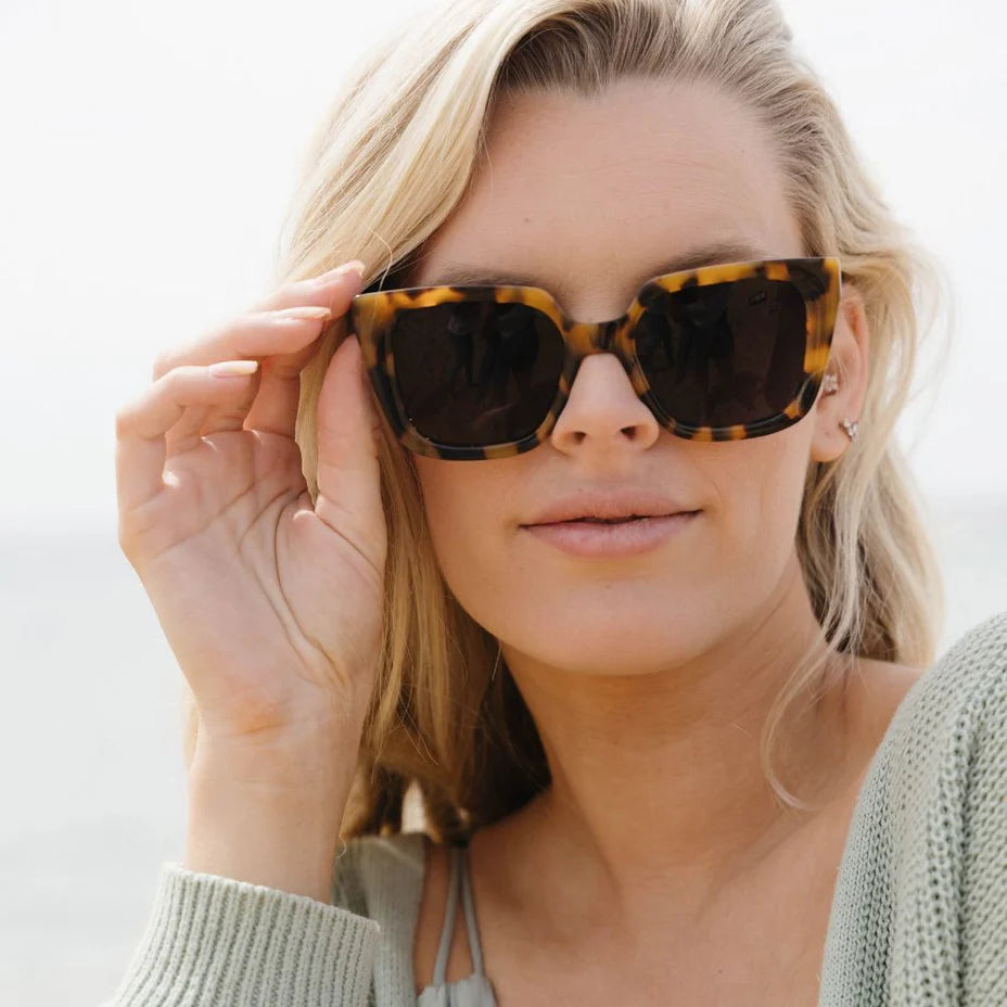 Soek Polarised Sunnies Harper Honey Tort