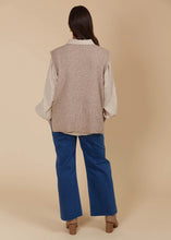 Load image into Gallery viewer, IOM Miru Vest Taupe
