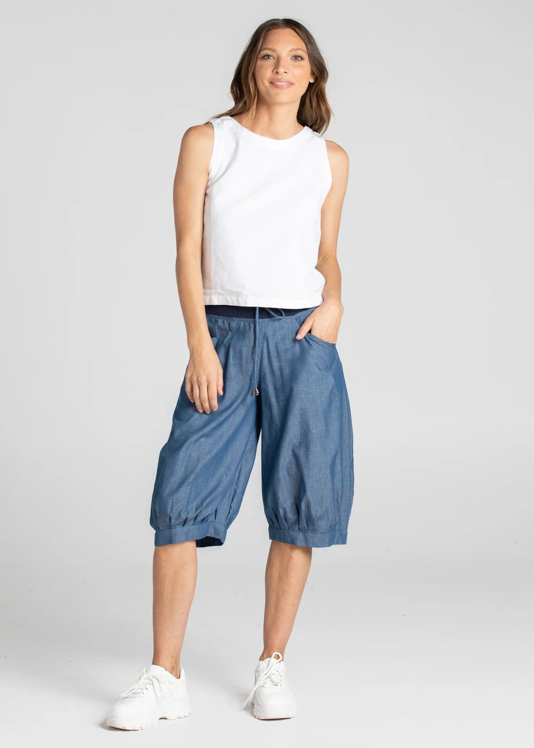 Boom Shankar Jada Short Chambray