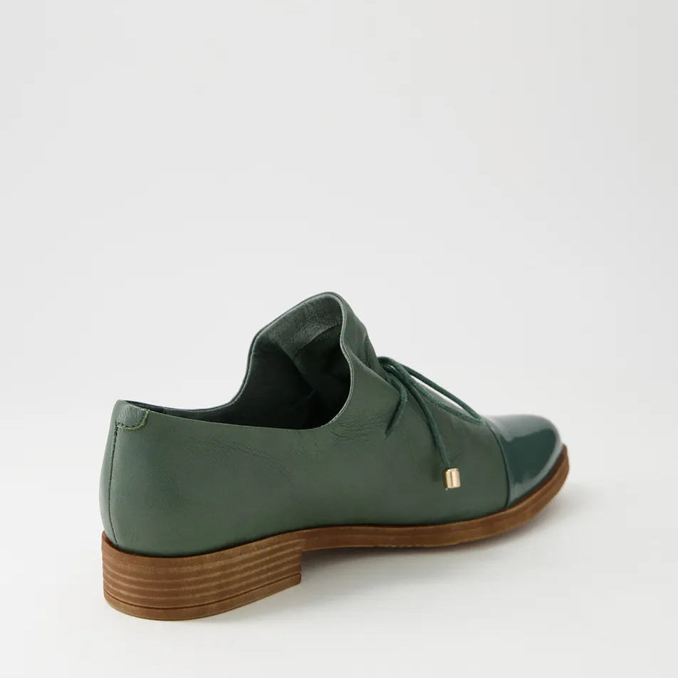 D & J Kotty Emerald