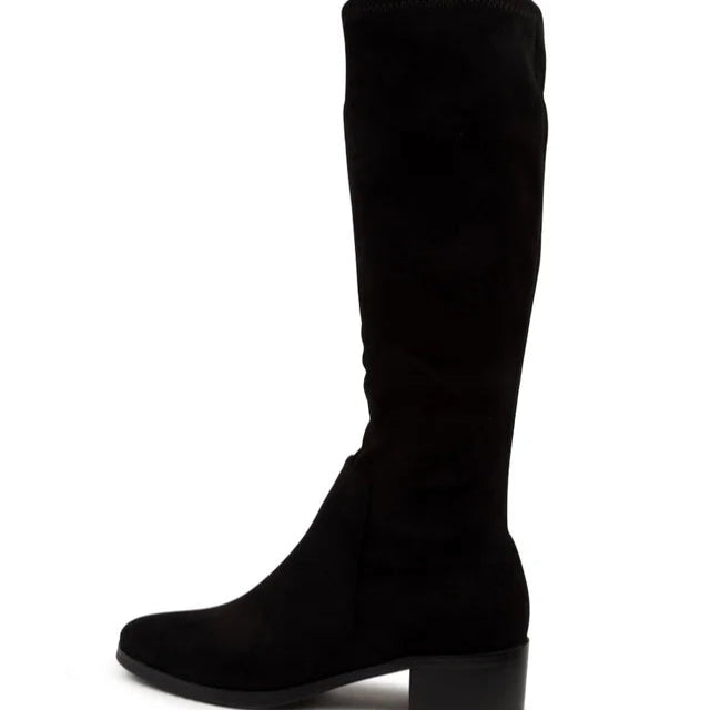 D & J Timothie Black