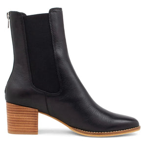 D & J Mycah Black
