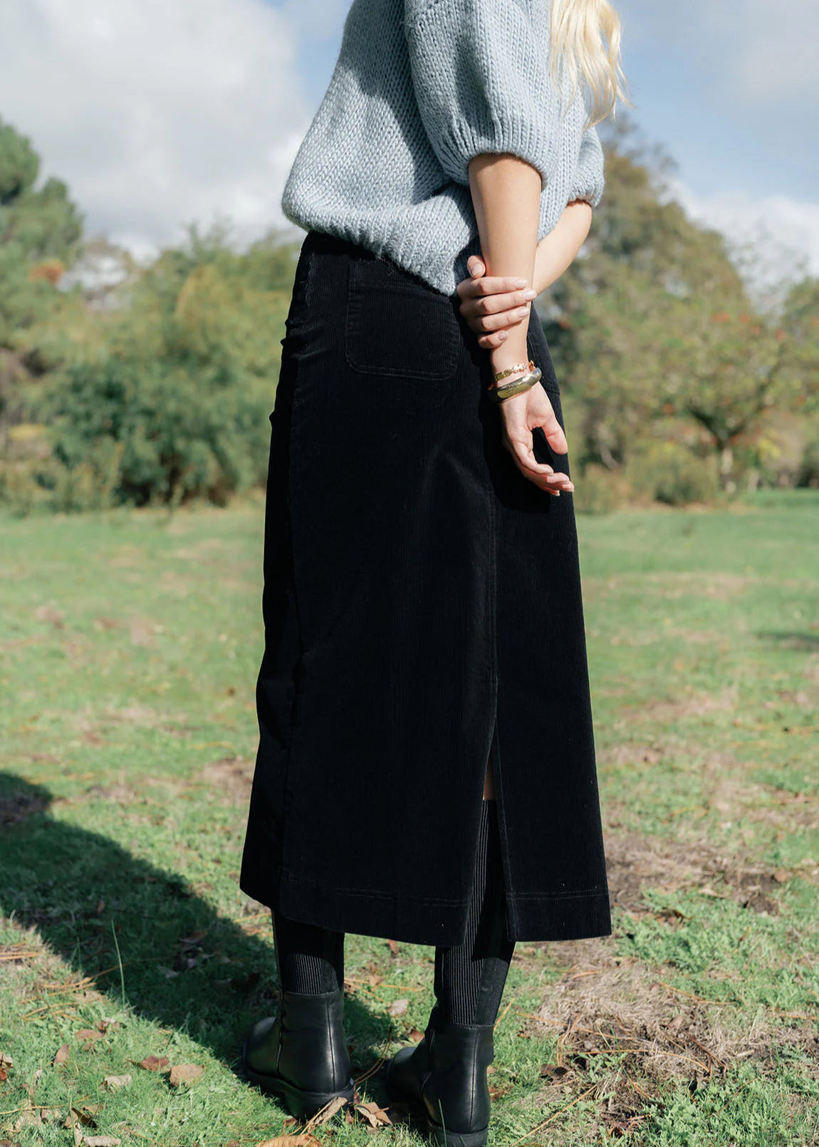 Humidity Cord Skirt Midnight