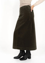Load image into Gallery viewer, Humidity Cord Skirt Moss

